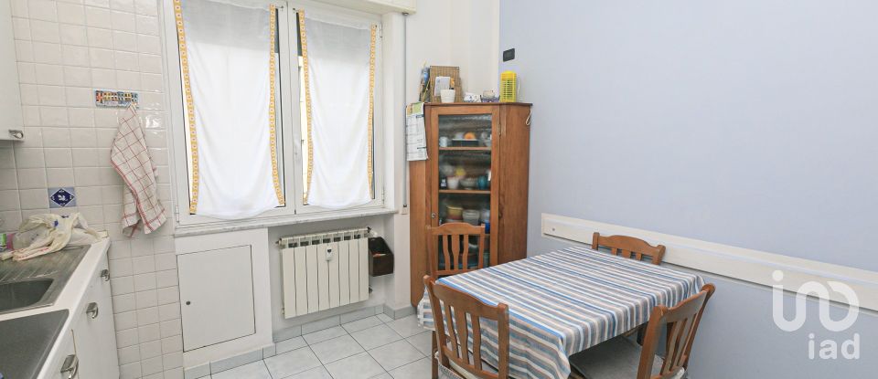 Four-room apartment of 114 m² in Genova (16151)