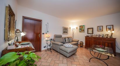 Casa 3 locali di 107 m² in Masi Torello (44020)