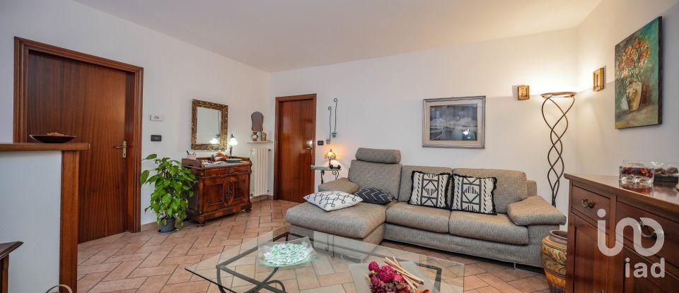 Casa 3 locali di 107 m² in Masi Torello (44020)