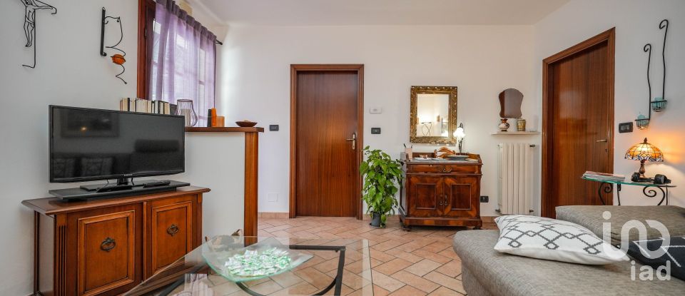 Casa 3 locali di 107 m² in Masi Torello (44020)