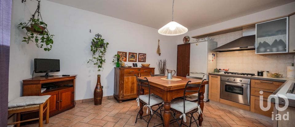 Casa 3 locali di 107 m² in Masi Torello (44020)