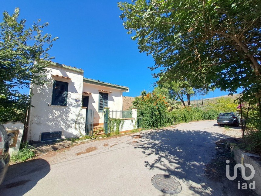 Casa 4 locali di 117 m² in Scillato (90020)