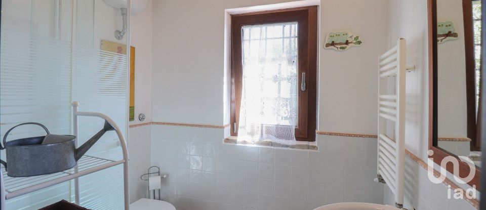 Rustico 3 locali di 100 m² in Poggio Nativo (02030)