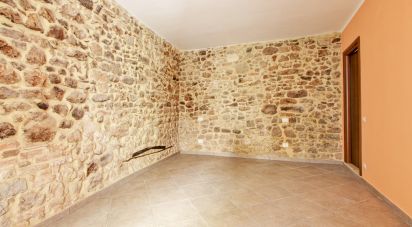 Three-room apartment of 91 m² in Villa Santo Stefano (03020)