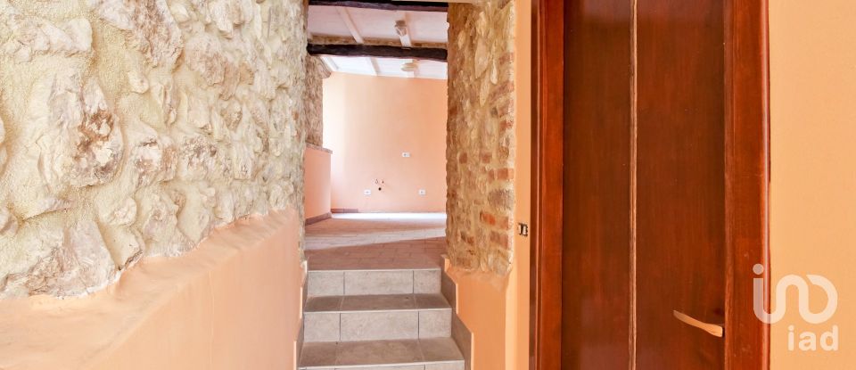 Three-room apartment of 91 m² in Villa Santo Stefano (03020)