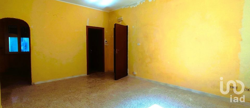 Three-room apartment of 77 m² in Brindisi (72100)