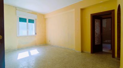 Three-room apartment of 77 m² in Brindisi (72100)