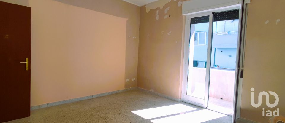 Three-room apartment of 77 m² in Brindisi (72100)