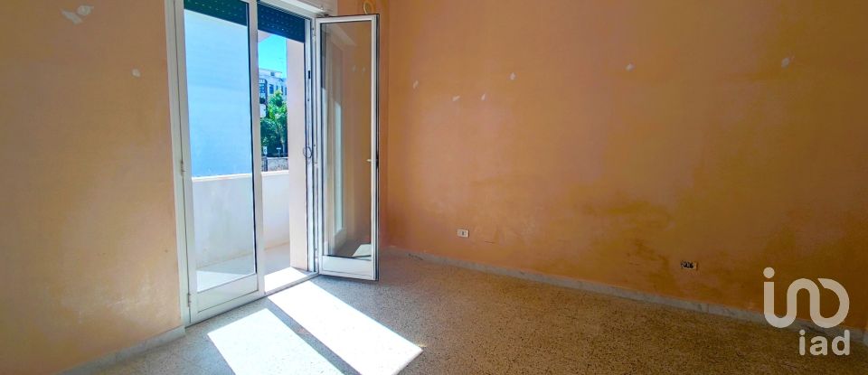 Three-room apartment of 77 m² in Brindisi (72100)