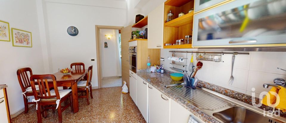 Appartamento 5 locali di 87 m² a Genova (16133)