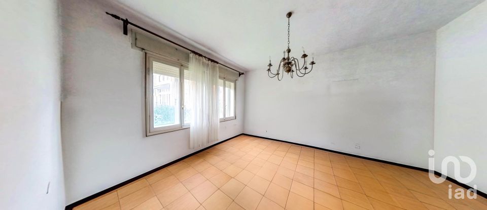 Casa 9 locali di 255 m² in Ficarolo (45036)