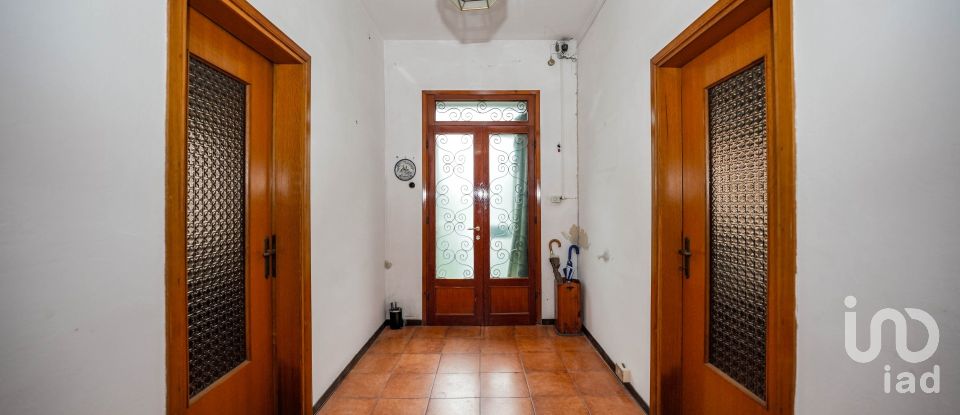 Casa 9 locali di 255 m² in Ficarolo (45036)