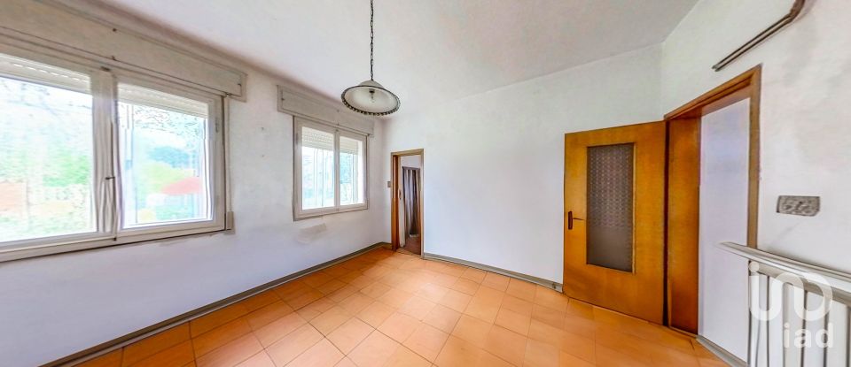 Casa 9 locali di 255 m² in Ficarolo (45036)