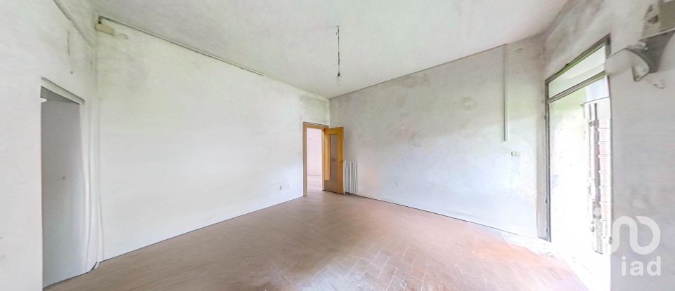 Casa 9 locali di 255 m² in Ficarolo (45036)