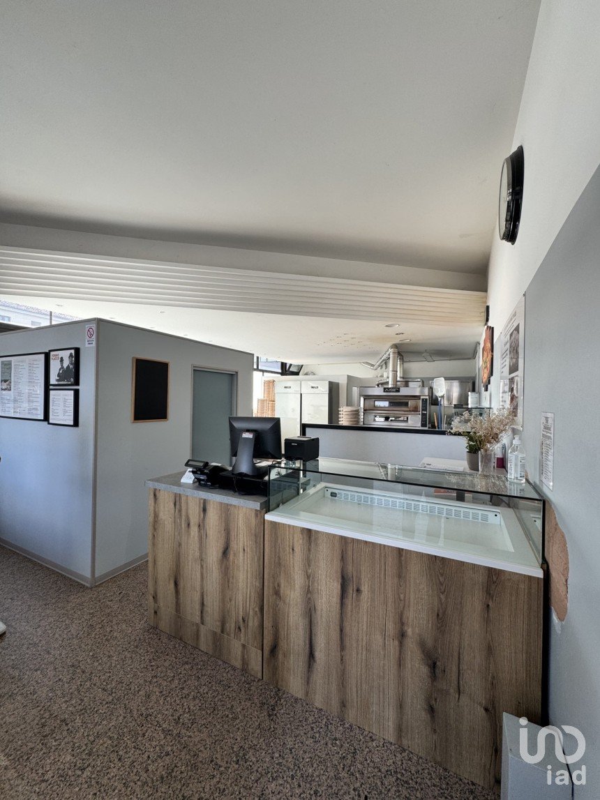 Pizzeria of 61 m² in Abano Terme (35031)