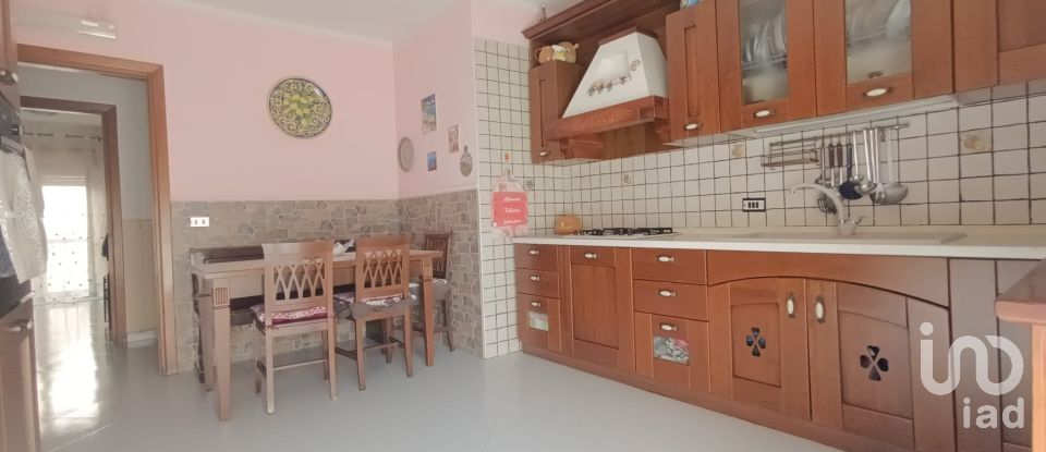 Three-room apartment of 90 m² in Giugliano in Campania (80014)