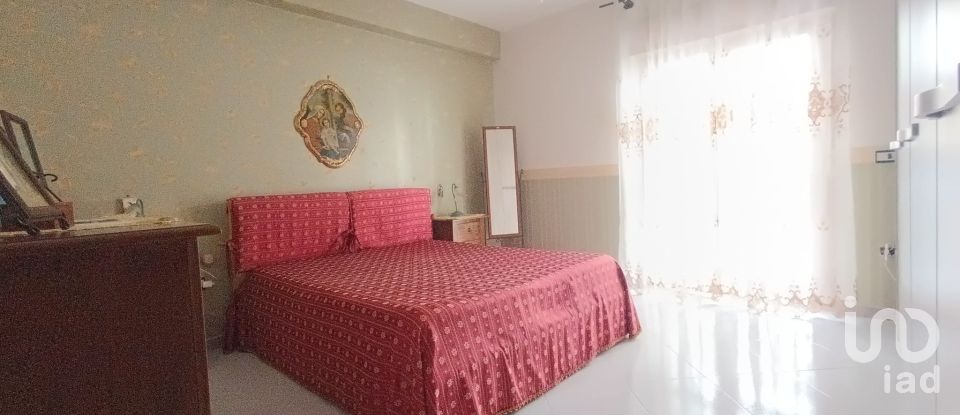 Trilocale di 90 m² a Giugliano in Campania (80014)