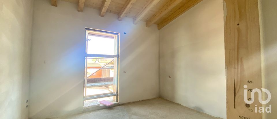 Three-room apartment of 114 m² in Volta Mantovana (46049)