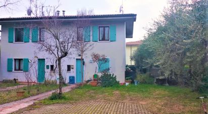 House boat 8 rooms of 143 m² in Lazise (37017)