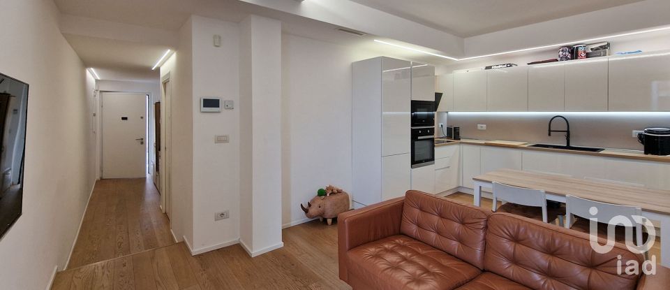 Three-room apartment of 80 m² in Civitanova Marche (62012)