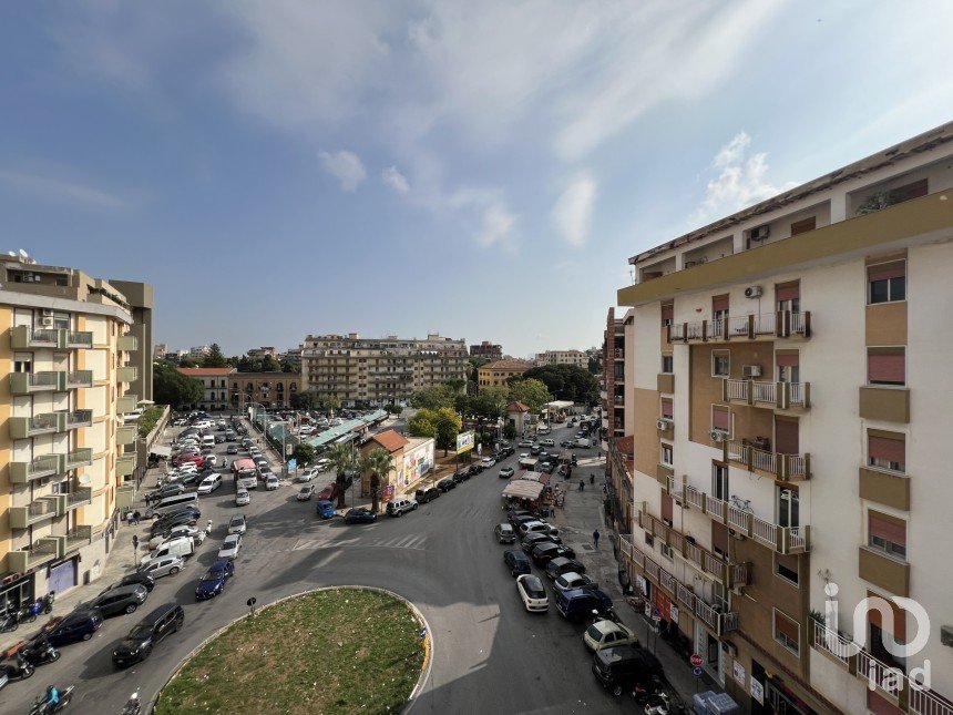 Appartamento 6 locali di 164 m² a Palermo (90135)