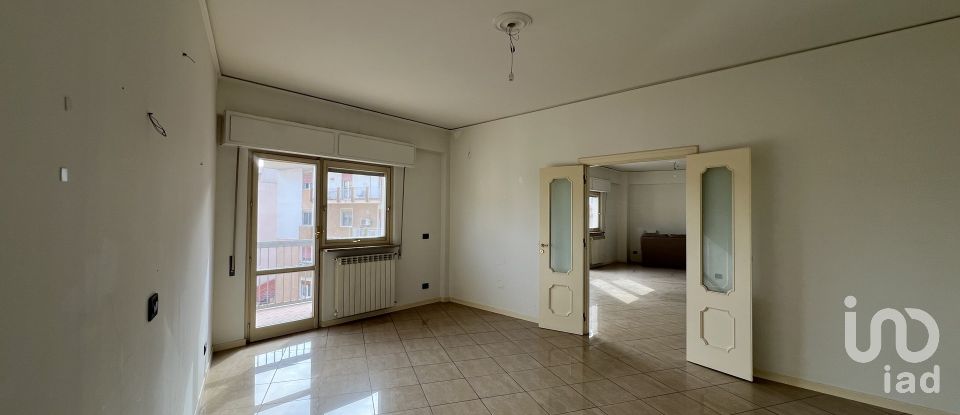 Appartamento 6 locali di 164 m² a Palermo (90135)