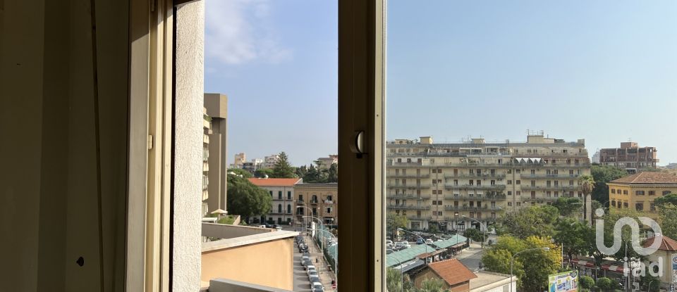 Appartamento 6 locali di 164 m² a Palermo (90135)