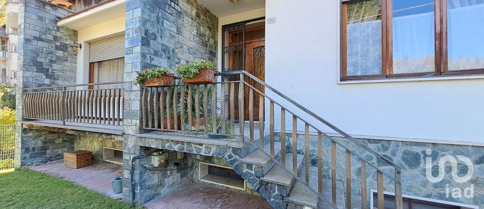 Farm 8 rooms of 221 m² in Castelletto d'Orba (15060)