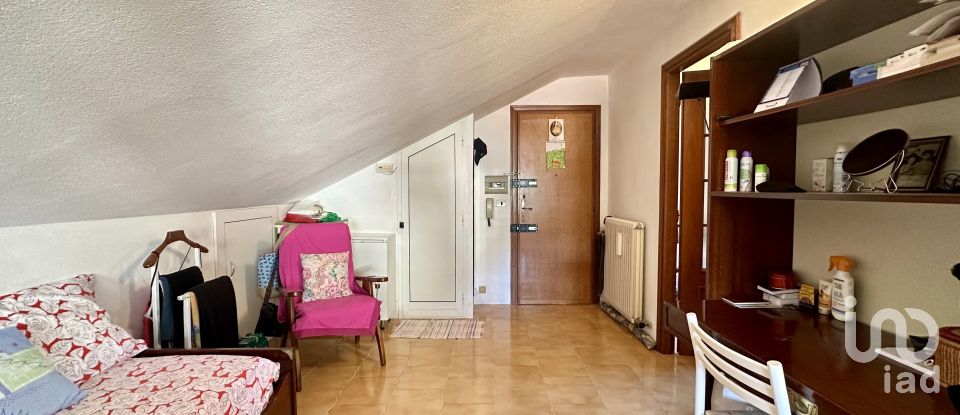 Two-room apartment of 60 m² in Toirano (17055)