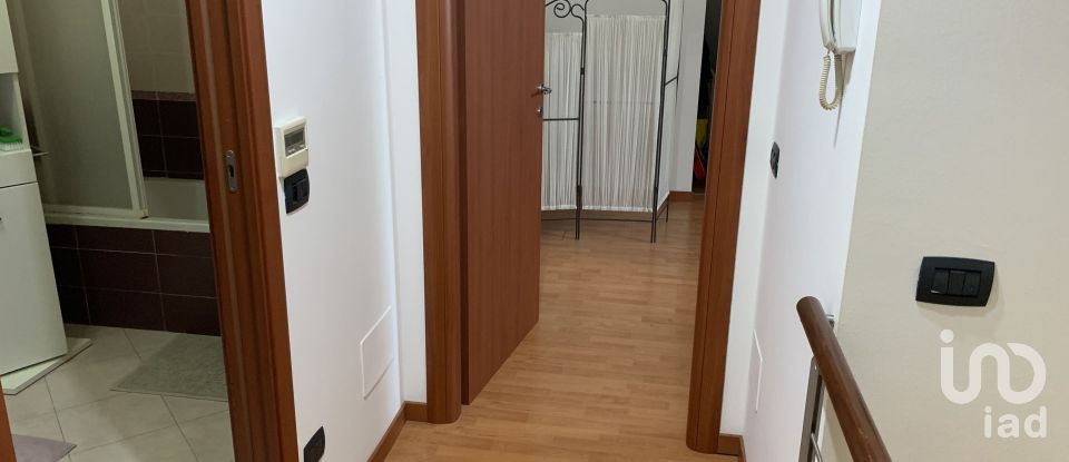 Three-room apartment of 110 m² in Paderno Dugnano (20037)