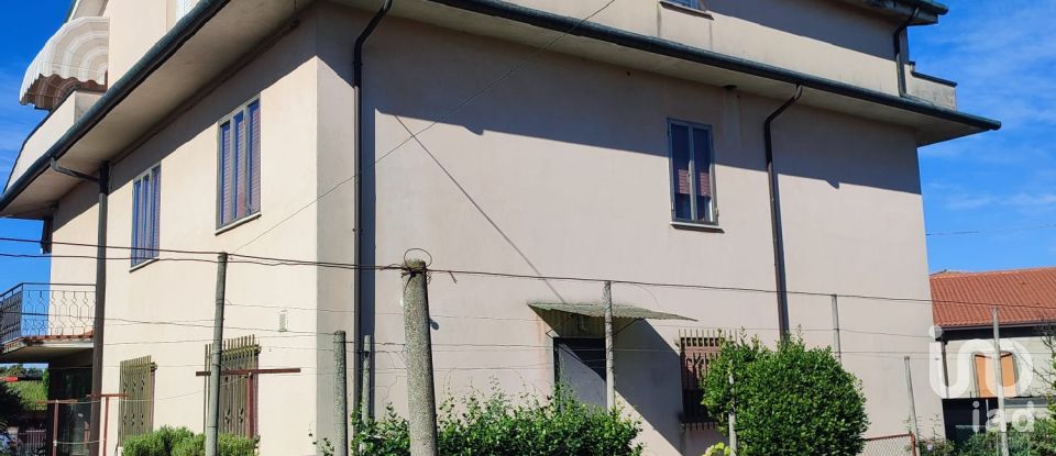 Casa indipendente 11 locali di 370 m² in Torri di Quartesolo (36040)