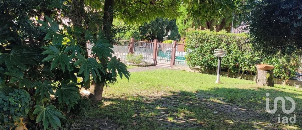 Casa indipendente 11 locali di 370 m² in Torri di Quartesolo (36040)