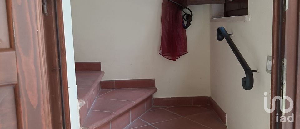 Apartment 5 rooms of 90 m² in Foligno (06034)