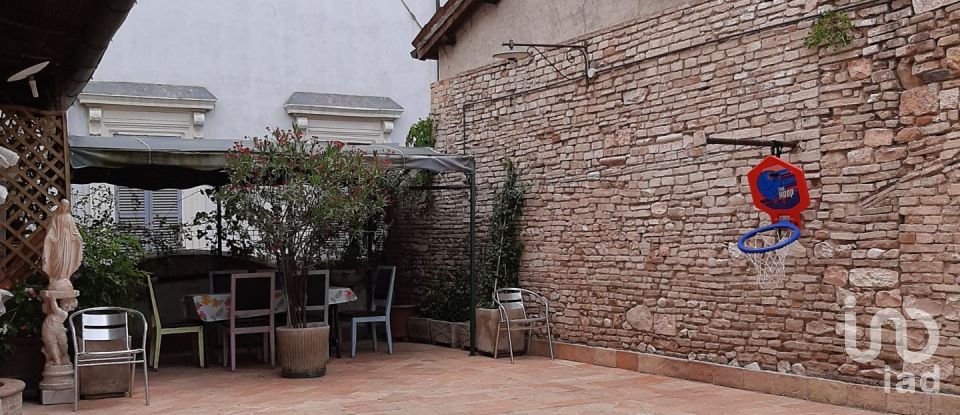 Apartment 5 rooms of 214 m² in Foligno (06034)