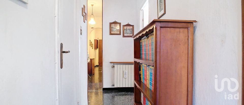 Four-room apartment of 104 m² in Genova (16159)