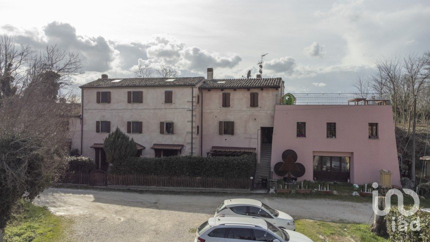 Quadrilocale di 79 m² a Pesaro (61122)