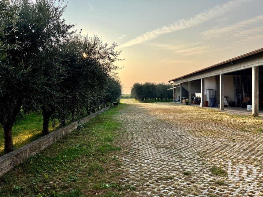 Terreno di 24.514 m² in Cavaion Veronese (37010)