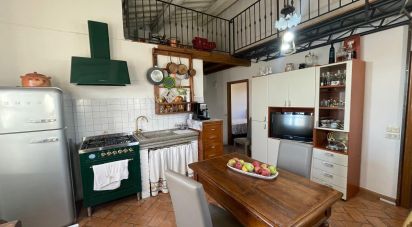 Palazzo / Stabile 5 locali di 65 m² a Arezzo (52100)