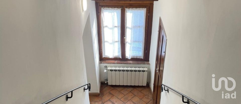 Palazzo / Stabile 5 locali di 65 m² a Arezzo (52100)