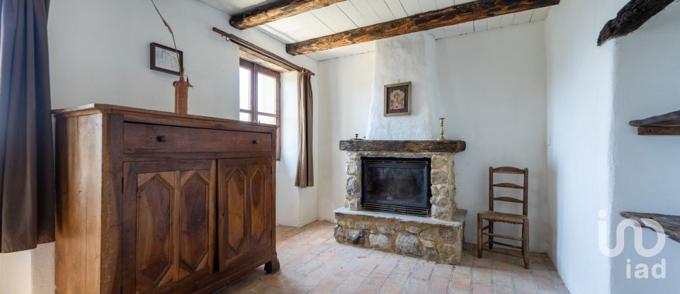 Casa 3 locali di 175 m² in Bajardo (18031)