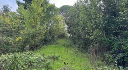 Rustico 5 locali di 240 m² in Agugliano (60020)