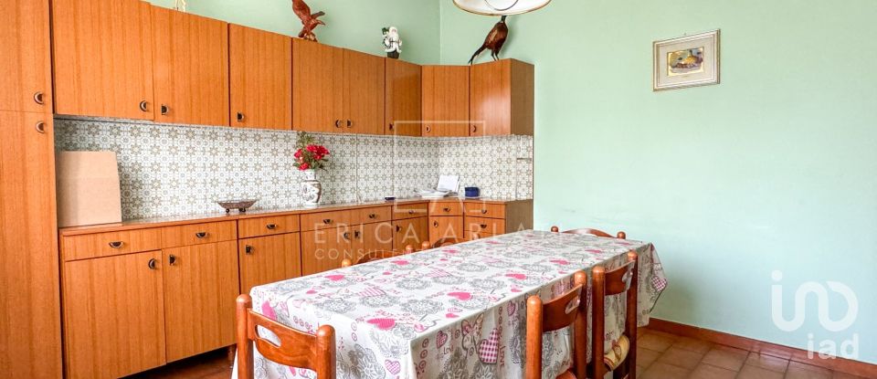 Casa 0 locali di 280 m² in Guanzate (22070)