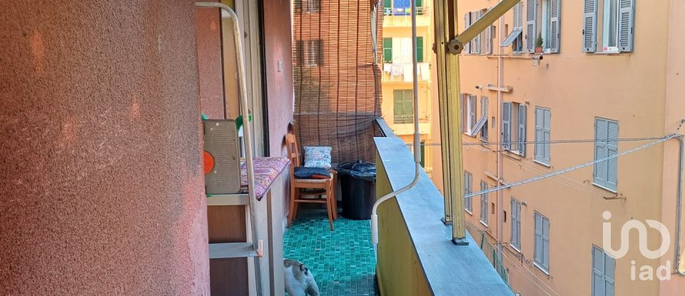 Three-room apartment of 82 m² in Genova (16148)