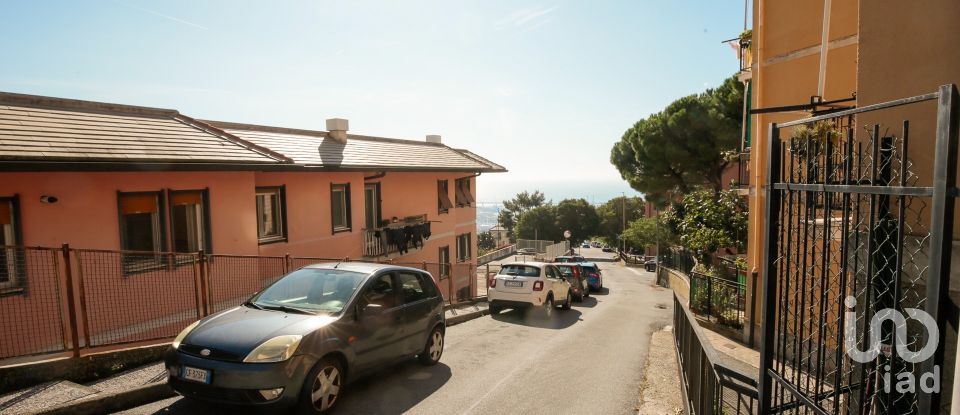 Four-room apartment of 85 m² in Genova (16136)