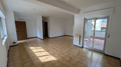 Villa a schiera 12 locali di 185 m² in Sulmona (67039)