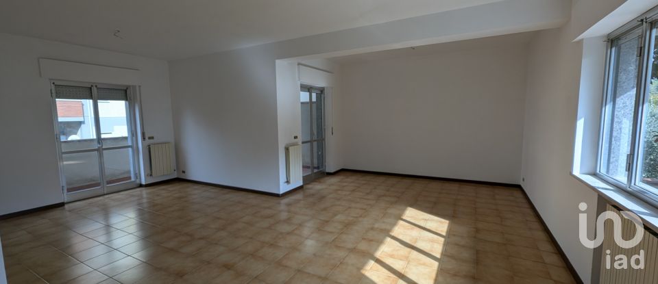 Villa a schiera 12 locali di 185 m² in Sulmona (67039)