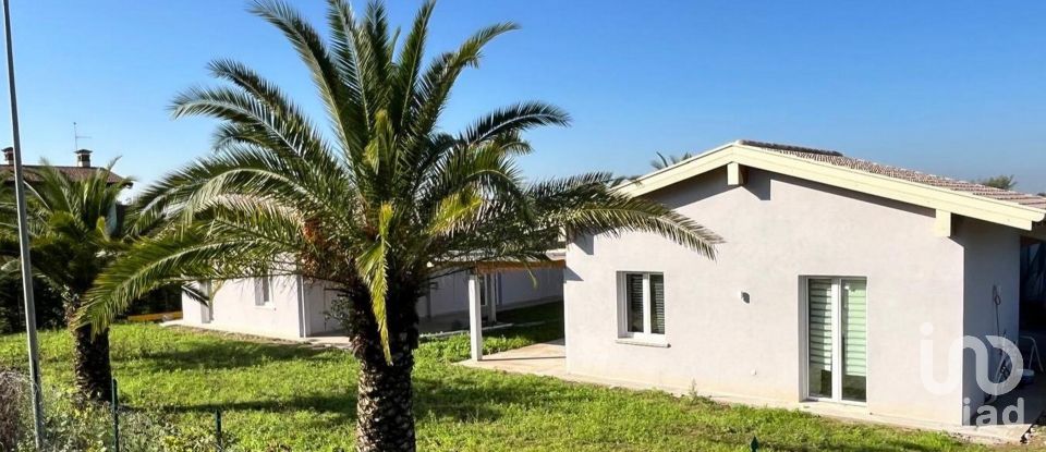 Villa Bifamiliare 3 locali di 110 m² in Lonato del Garda (25017)