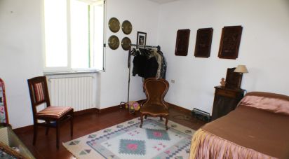 Town house 7 rooms of 150 m² in Dego (17058)