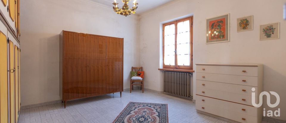 Casa indipendente 9 locali di 300 m² in Santa Maria Nuova (60030)