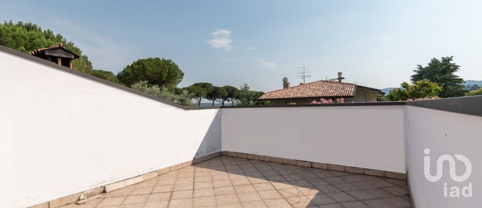 Villa 7 locali di 218 m² in Padenghe sul Garda (25080)